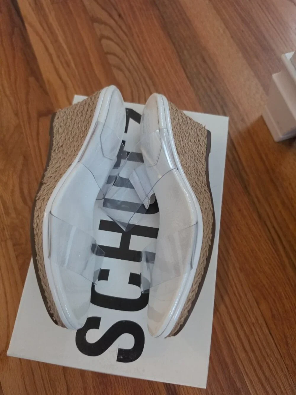 Schutz Wedge SIZE 7.5